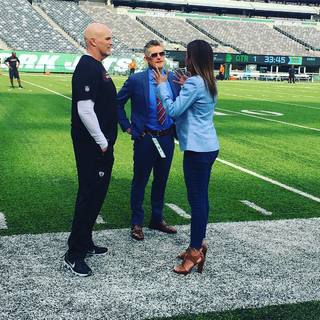 Dianna Russini feet photo thumbnail