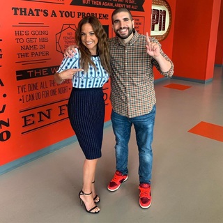 Dianna Russini feet photo thumbnail