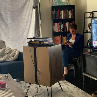 Dianna Russini feet photo thumbnail