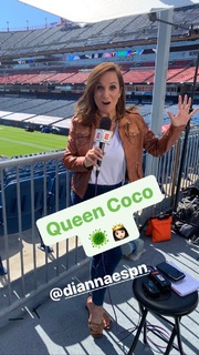 Dianna Russini feet photo thumbnail