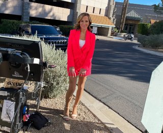 Dianna Russini feet photo thumbnail