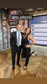 Dianna Russini feet photo thumbnail