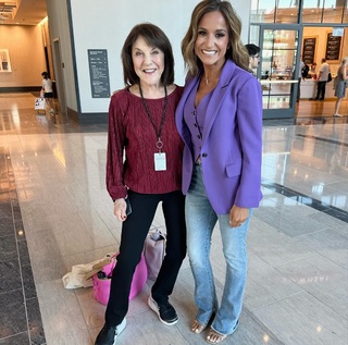 Dianna Russini feet photo thumbnail