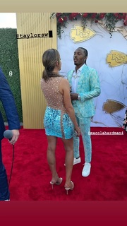 Dianna Russini feet photo thumbnail