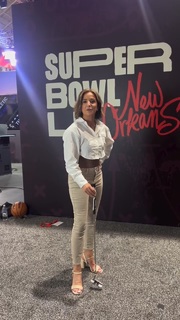 Dianna Russini feet photo thumbnail