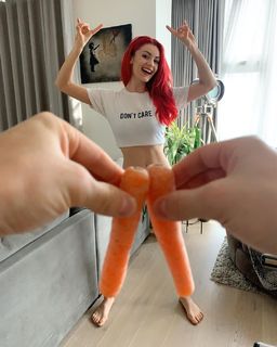 Dianne Buswell feet photo 4