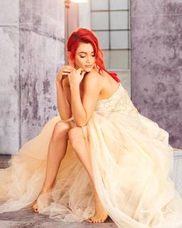 Dianne Buswell feet photo 12