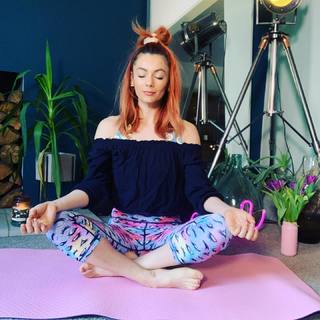 Dianne Buswell feet photo 14