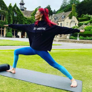 Dianne Buswell feet photo 9