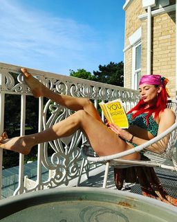 Dianne Buswell feet photo 11