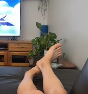 Dianne Buswell feet photo 1