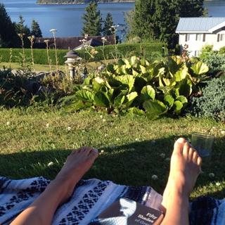 Dianne Doan feet photo 9