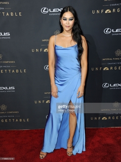 Dianne Doan feet photo 4