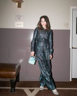 Dianne Doan feet photo 9