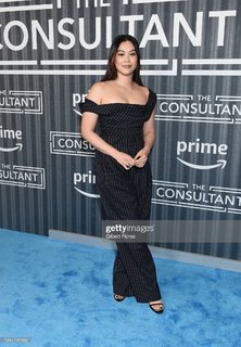 Dianne Doan feet photo 6