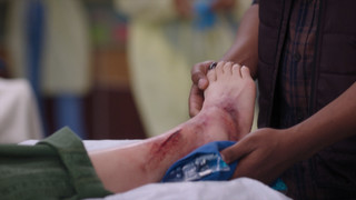 Dianne Doan feet photo 7
