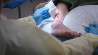 Dianne Doan feet photo 5