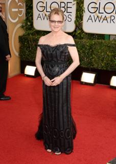 Dianne Wiest feet photo 3