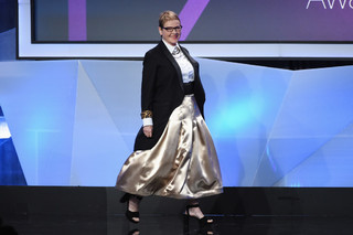 Dianne Wiest feet photo 16