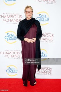 Dianne Wiest feet photo 5