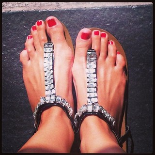 Didem Erol feet photo 4