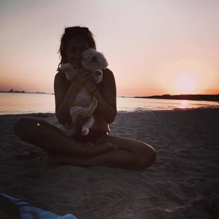 Didem Erol feet photo 1