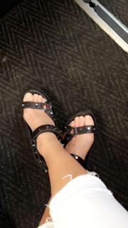 Didem Soydan feet photo thumbnail