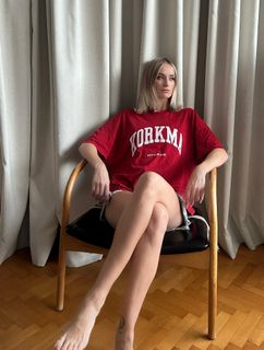 Didem Soydan feet photo thumbnail