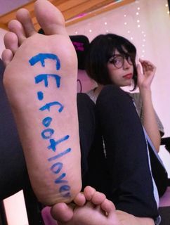 Didiwinx feet photo 3