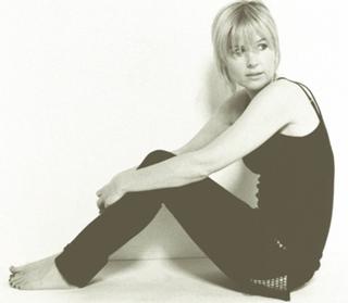 Dido feet photo thumbnail