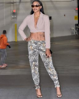 Dijonai Carrington feet photo 15