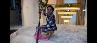 Dilan Polat feet photo 3