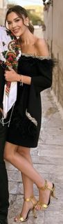 Dilan Polat feet photo 15