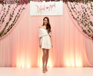 Dilan Çiçek Deniz feet photo thumbnail