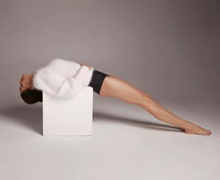 Dilan Çiçek Deniz feet photo thumbnail