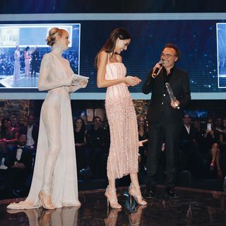 Dilan Çiçek Deniz feet photo thumbnail