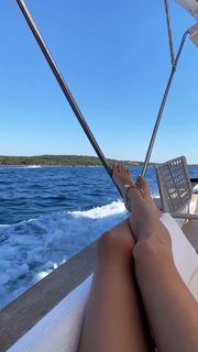 Dilan Çiçek Deniz feet photo thumbnail