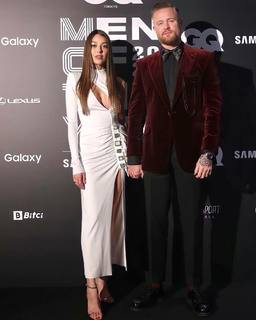 Dilan Çiçek Deniz feet photo thumbnail