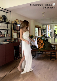 Dilan Çiçek Deniz feet photo thumbnail