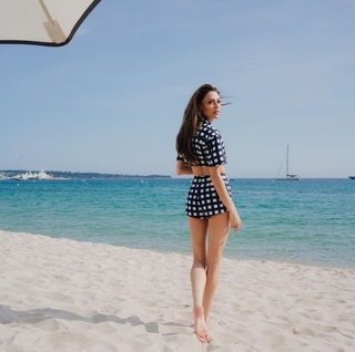 Dilan Çiçek Deniz feet photo thumbnail