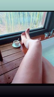 Dilek Kaya feet photo 2