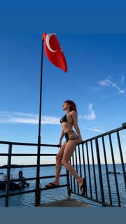 Dilek Kaya feet photo 5