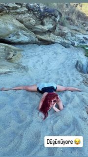 Dilek Kaya feet photo 15