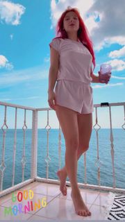 Dilek Kaya feet photo 13