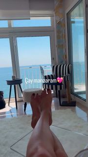 Dilek Kaya feet photo 9