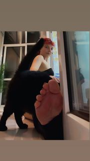 Dilek Kaya feet photo 6