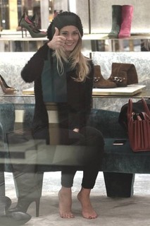 Diletta Leotta feet photo thumbnail