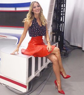 Diletta Leotta feet photo thumbnail