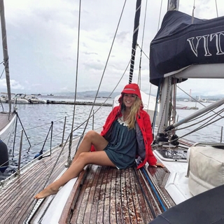 Diletta Leotta feet photo thumbnail