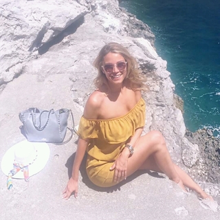 Diletta Leotta feet photo thumbnail